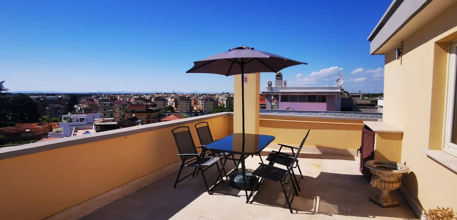Penthouse Loft With View contacts